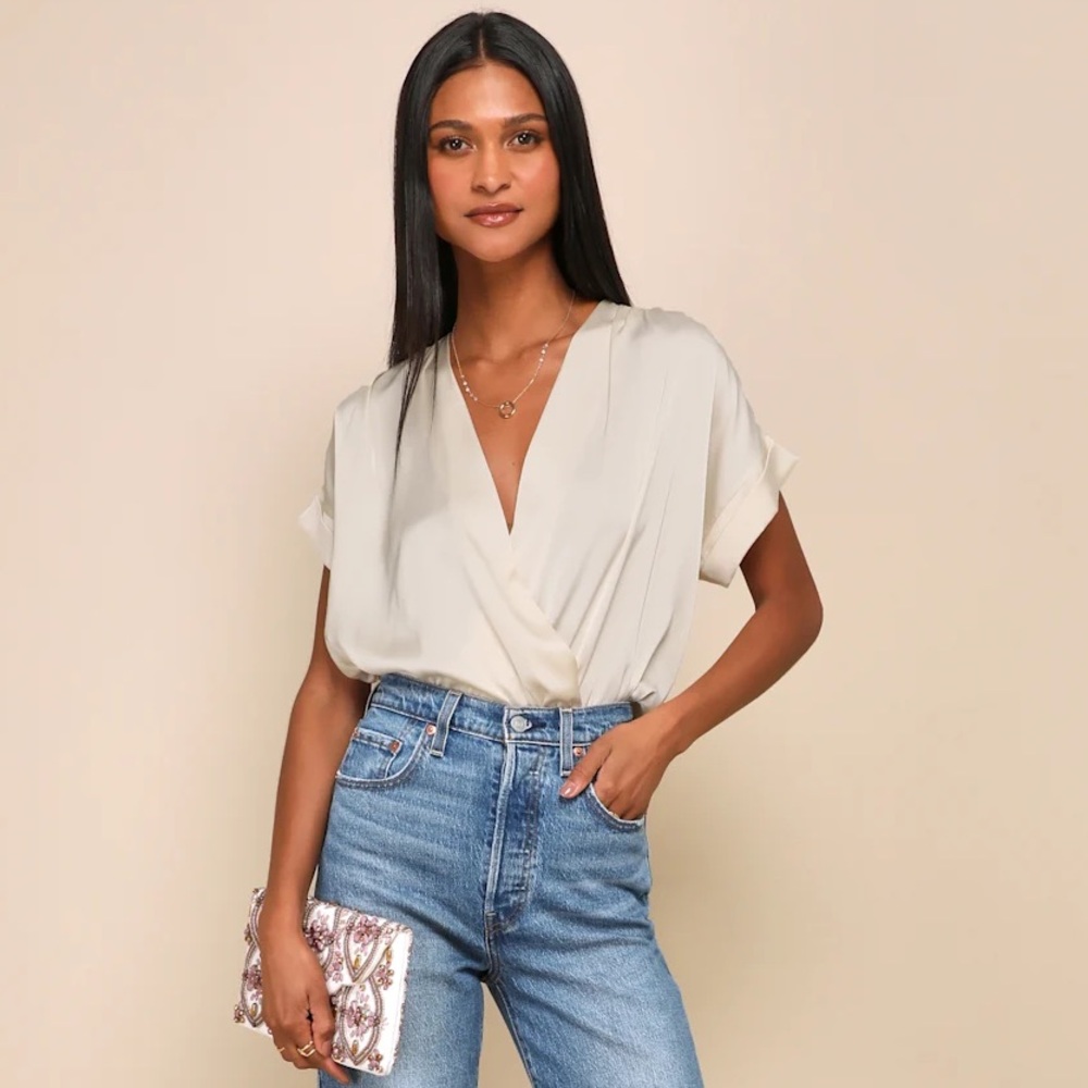 Wishlist Apparel Boutique Satin Surplice Wrap Short‎ Sleeve Bodysuit Size Small